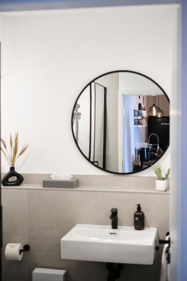 Park Avenue - Design Friesenstrasse - 4 Pers - Wlan - Netflix - 65 Zoll Tv * Köln